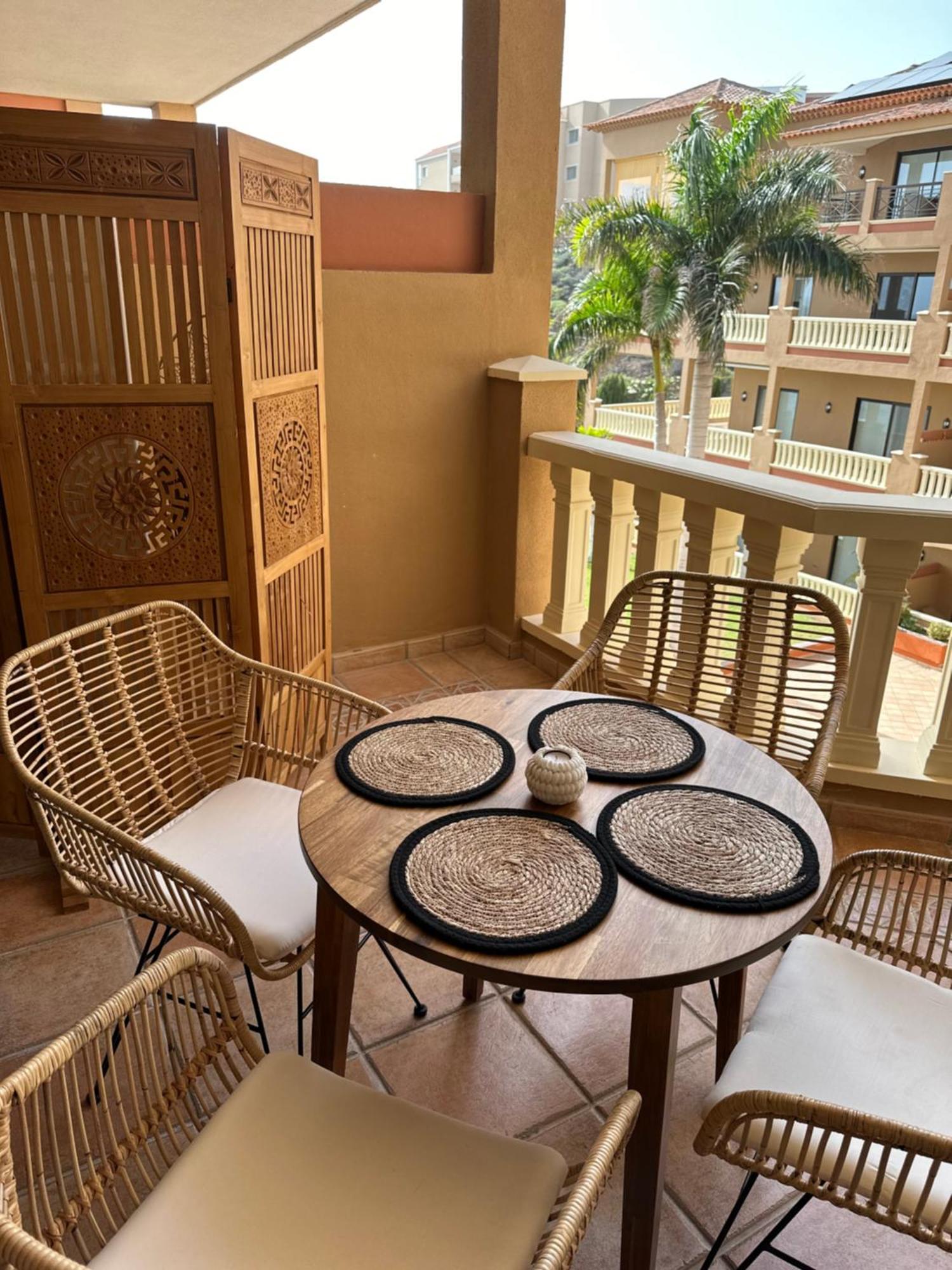 El Nautico Coral Suites San Miguel de Abona Extérieur photo